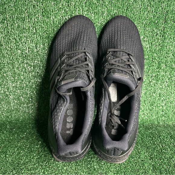 Adidas UltraBoost 4.0 Triple Black Size 13 Mens Running Shoes Boost FW5712 - Picture 5 of 12